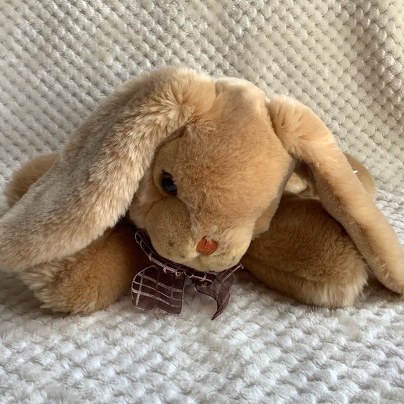 Adorable Carlton Cards Plush Bunny Rabbit Realistic Stuffed Animal Toy Vintage? - Picture 11 of 16